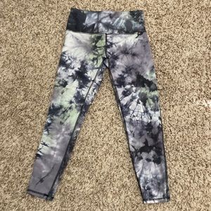 Marika cropped tie-dye leggings size medium